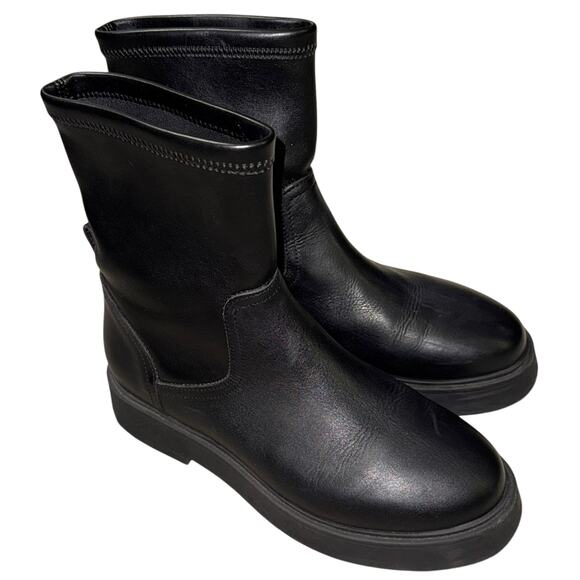 Coach And Four Leather Kaity Bootie Black Size 7.5 - Picture 1 of 6